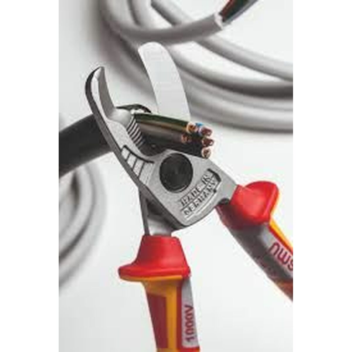 V3H97CCE57FE77A011BA46BEA081E5F60D6R7058546P5