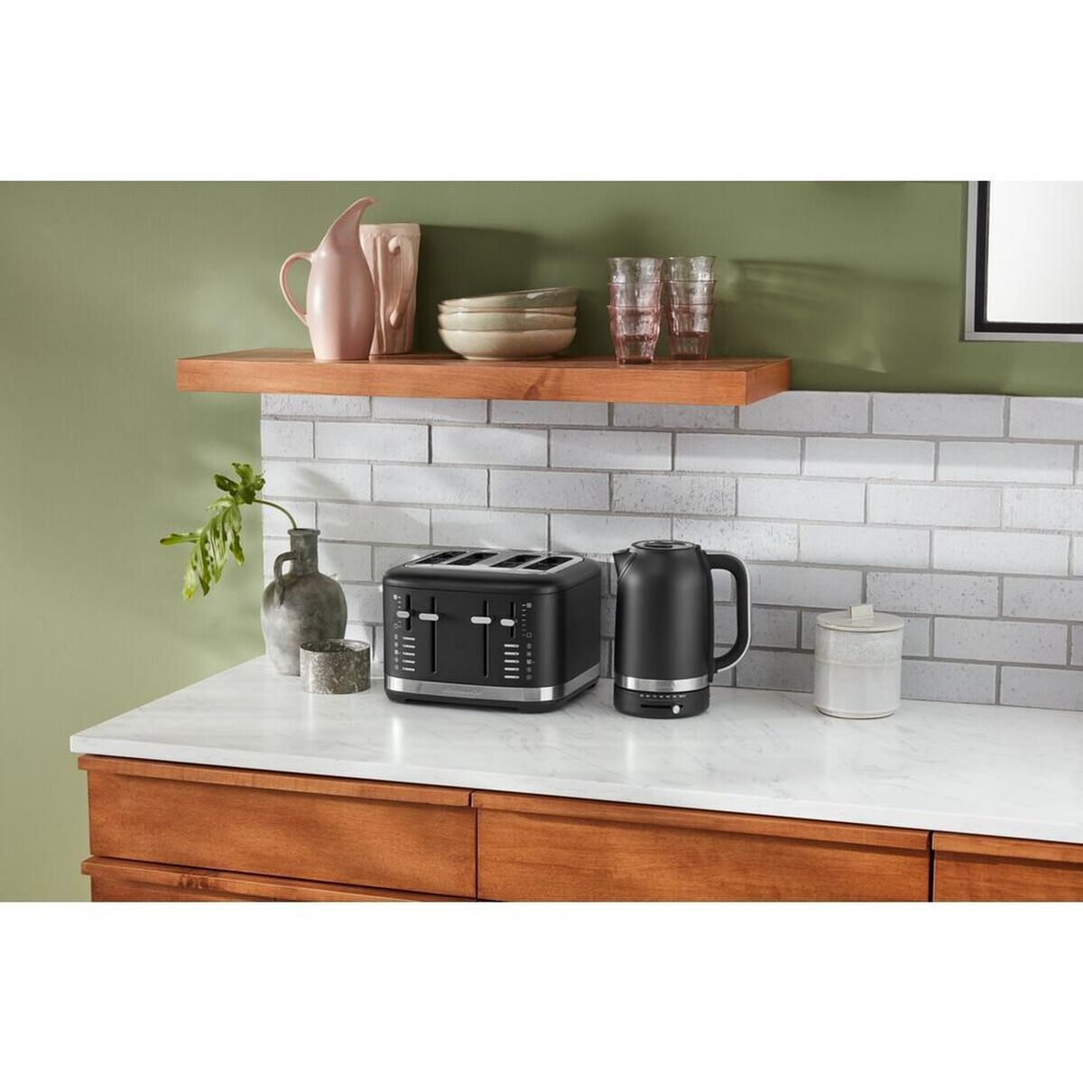 V5H833639E1CD021A805B8650634E0AF233R6896542P10