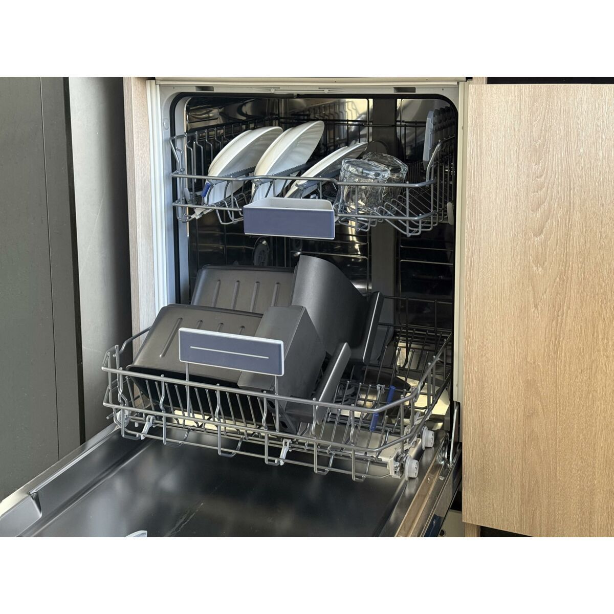 V3HC7914FAD45C1A2B0A0074A02095F243FR7434938P10