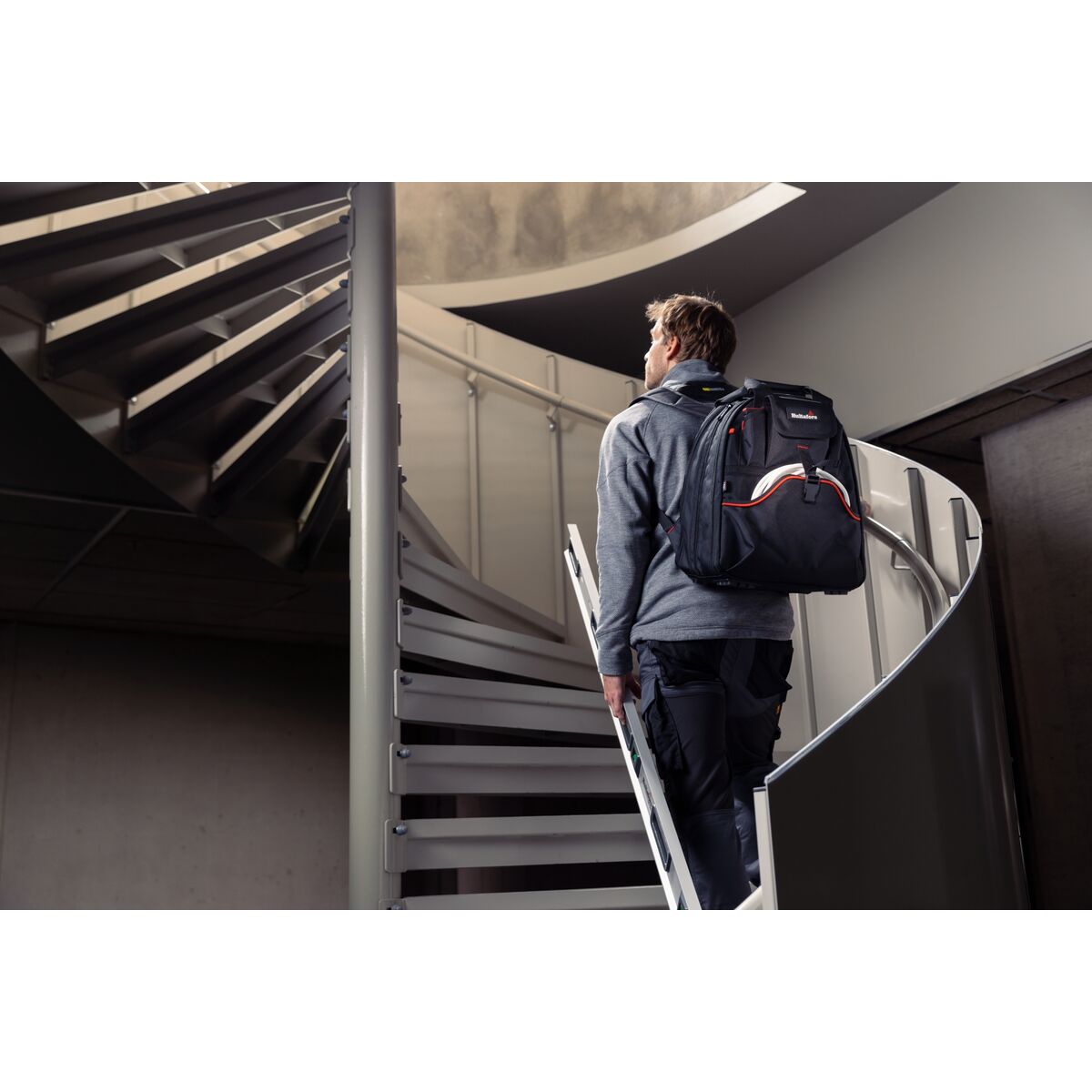 V4H0B301D13FC1FE7EC57A562E1CA8CCB2DR7212616P10