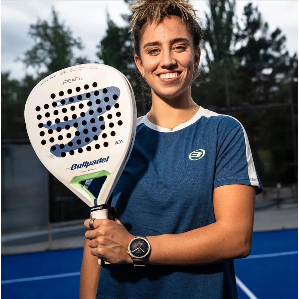 V2HBA9F8F6727A15DD1B523343E32E1E4F8R7368155P5