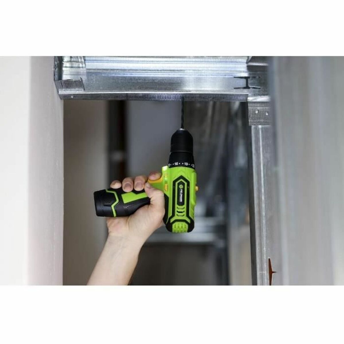 V9H3E7814473215C3B3D8C5951372F54399R7232127P6