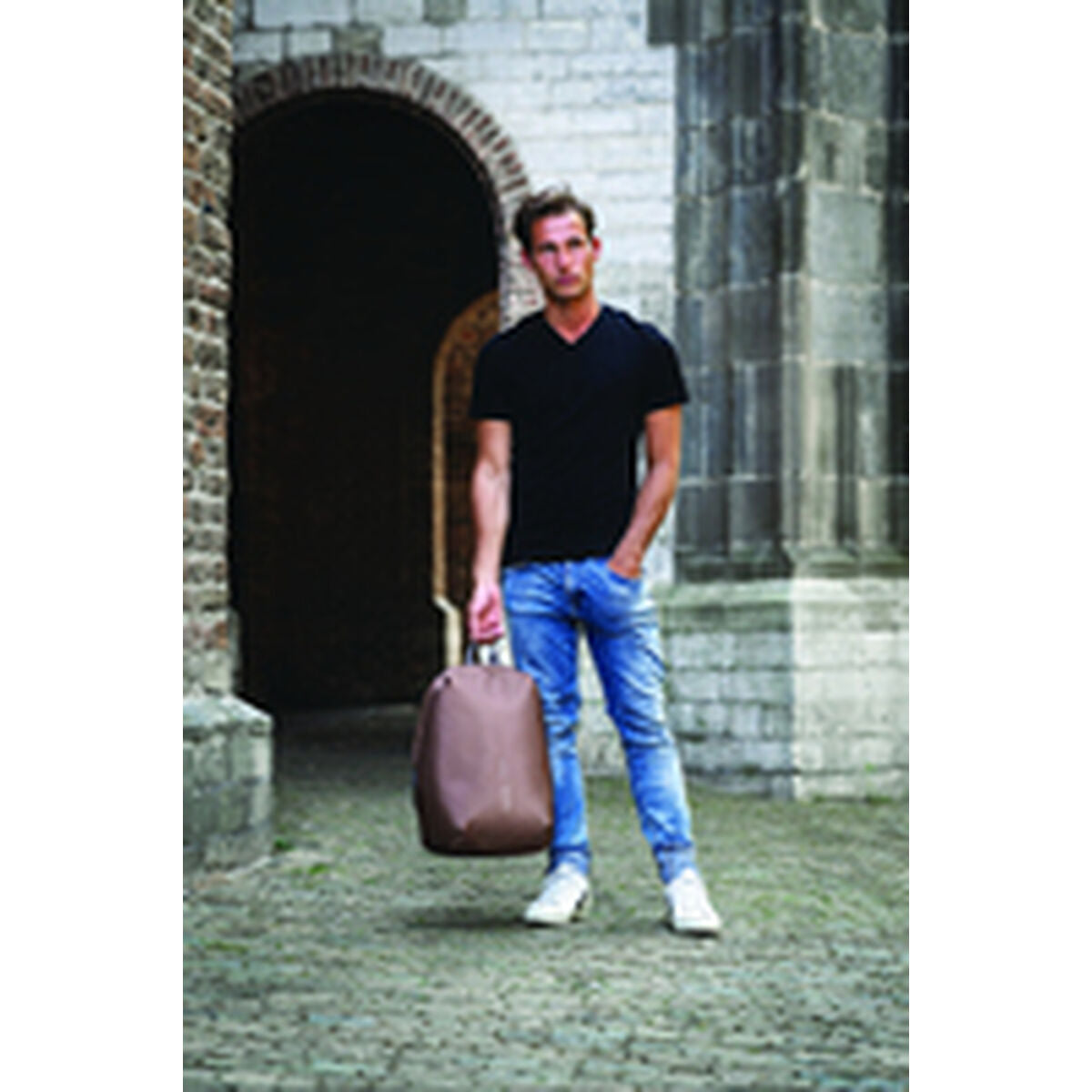 V8HB5056D5151DB0065B857B6DF85C4A8DFR6407126P8