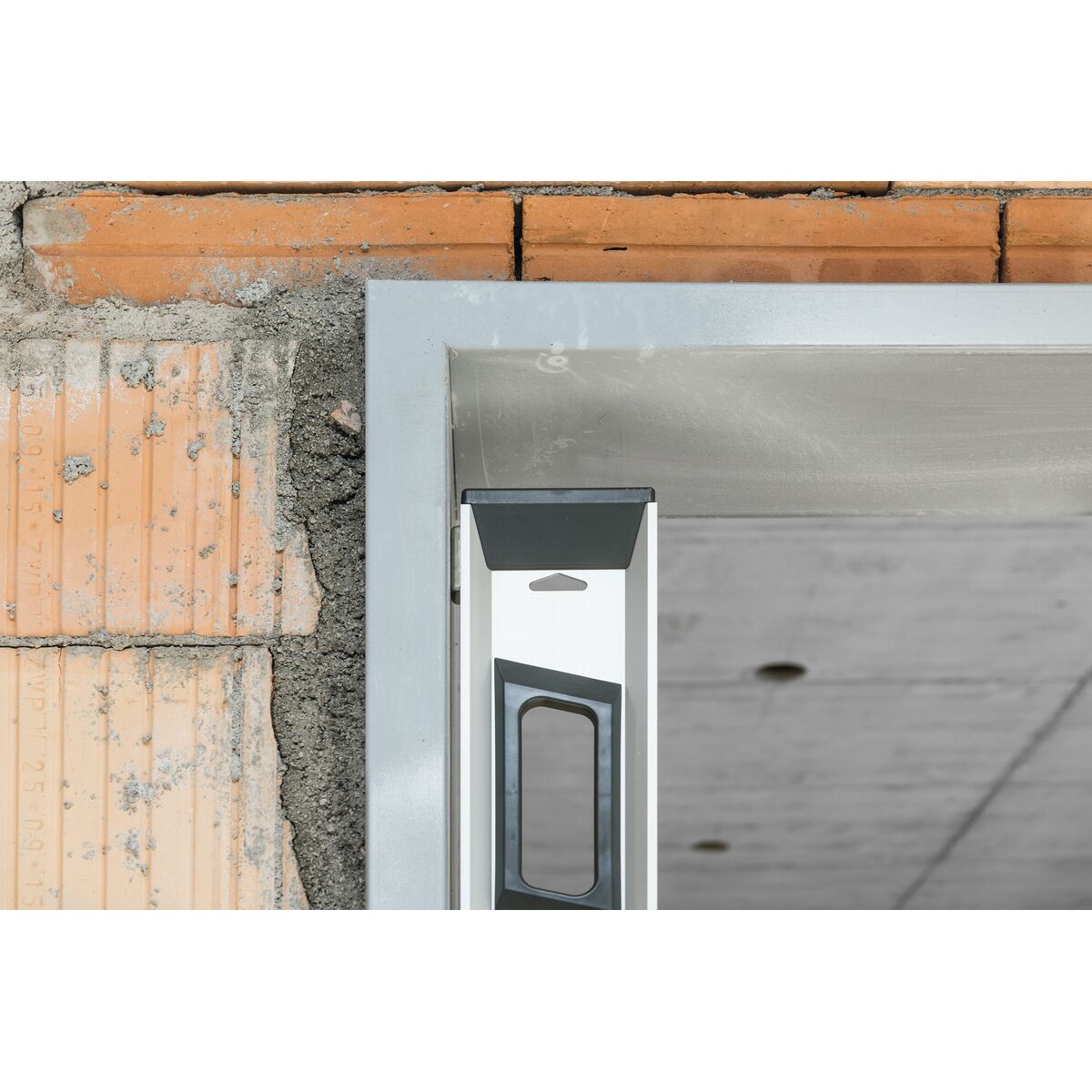 V4H1EB7EFBC78AD9E8EC7CBF65ACEAFB80DR6622733P7