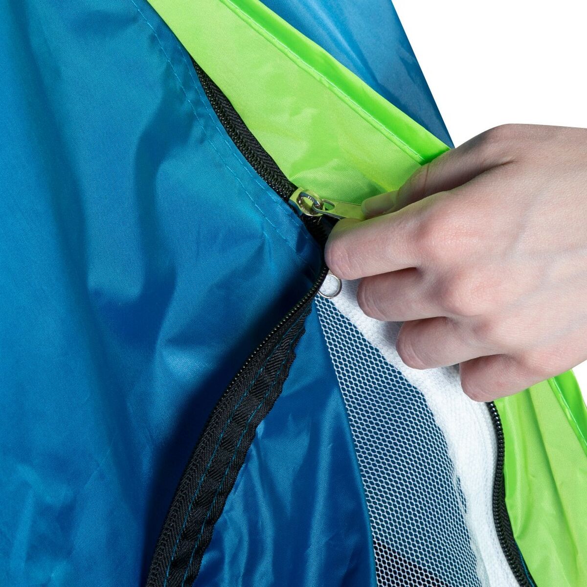 V7H8EBB32744F050BC1D5DF3B9F55C24409R5424258P7