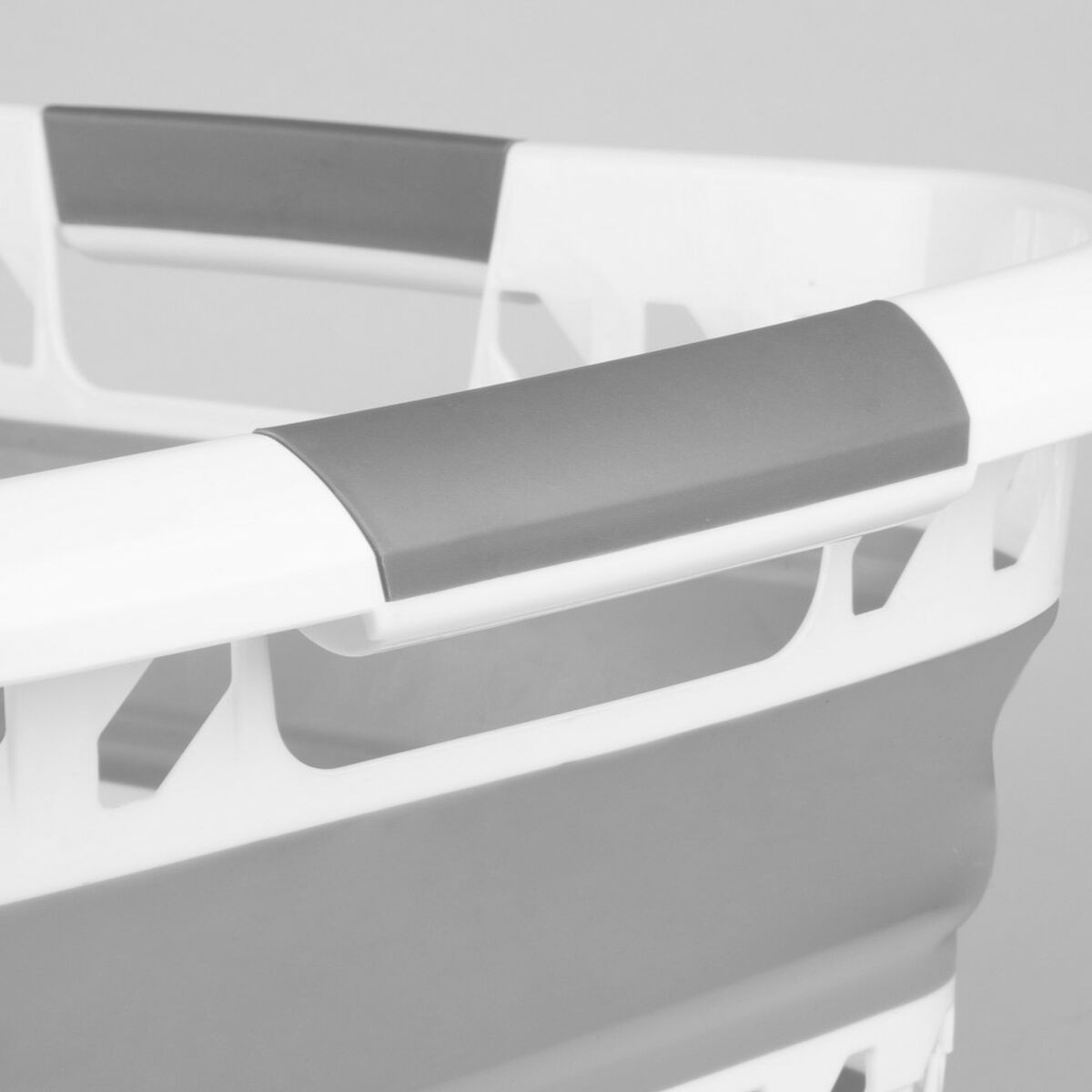 V7H2EA15CFFC041F7479AA5888DCC319B88R5712412P7