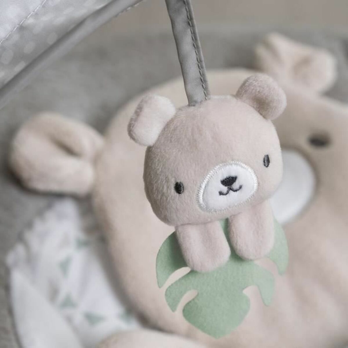 V6HEF6815CF46FF758C33308959CCED4237R3625022P6