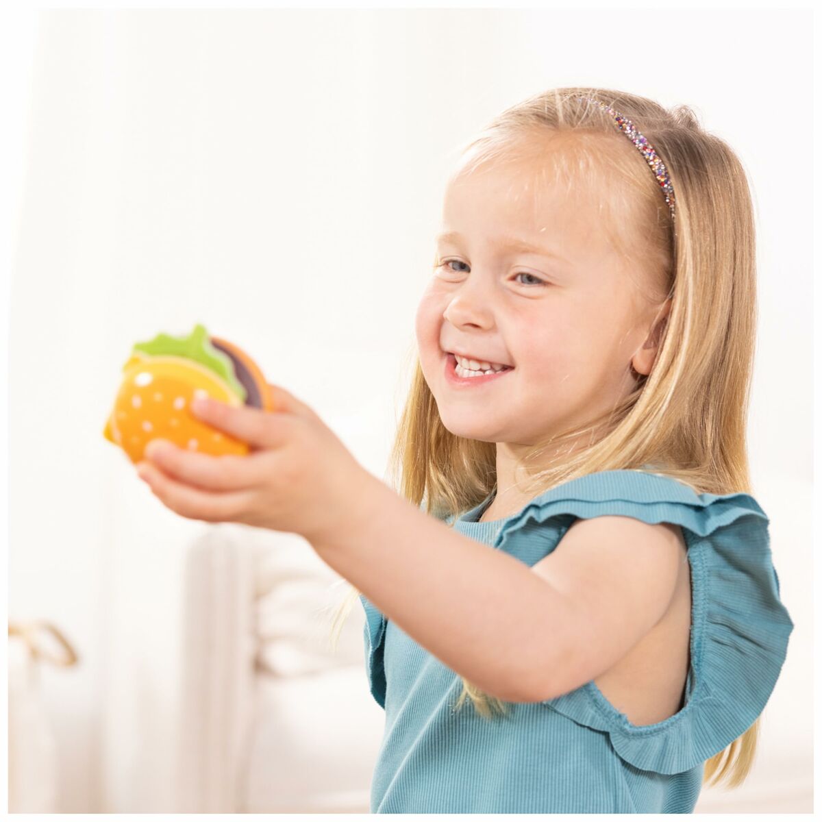 V2HBBAC51959A2F011138BA0C6A4CA6300CR7168748P7