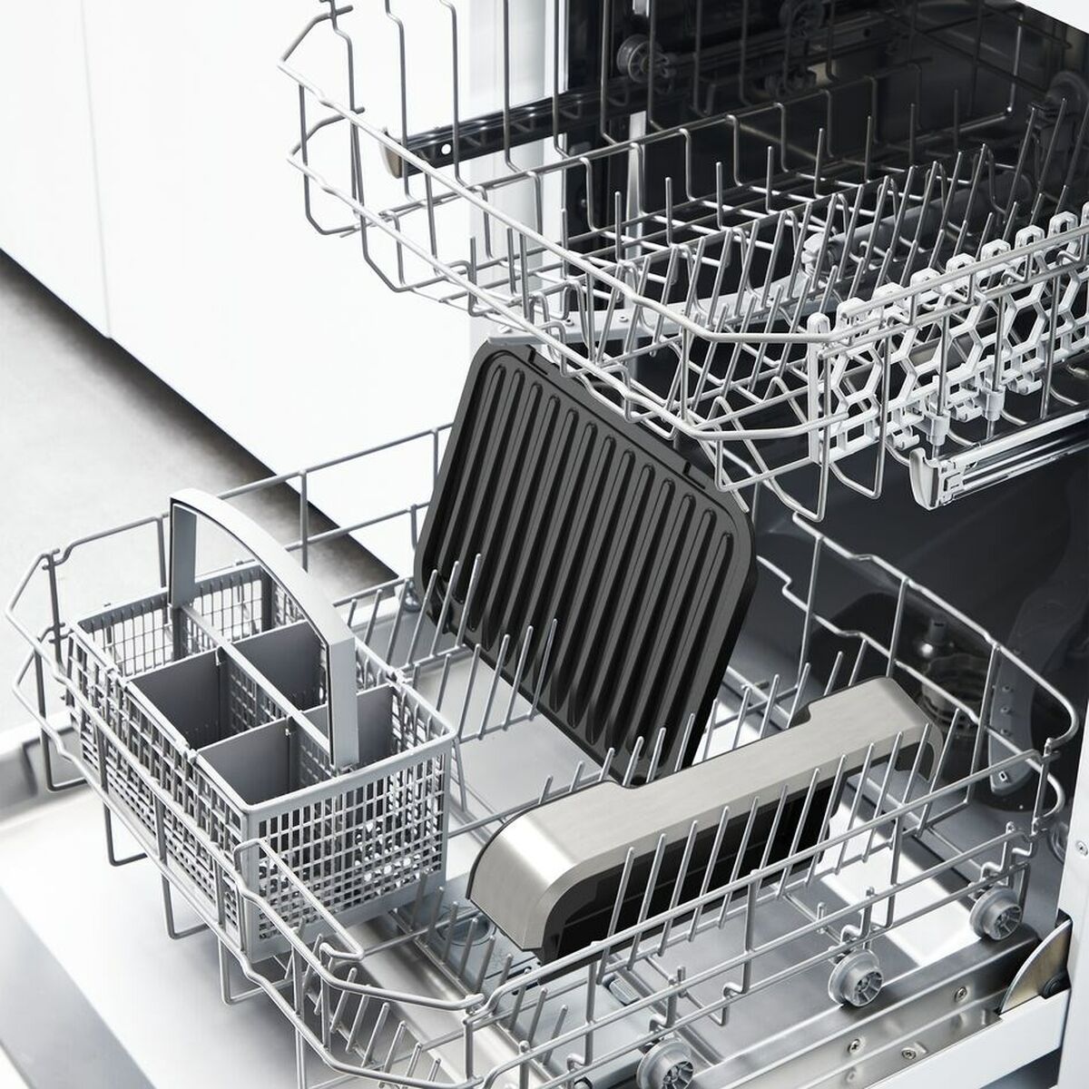 V4H97134ABCD57F88A3C1852C69074AEF2AR5649862P9