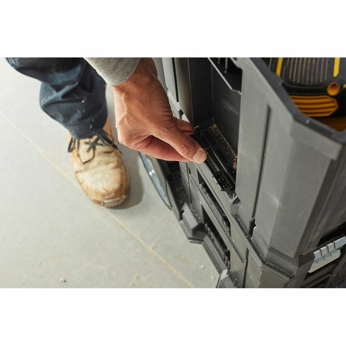 V4HE9C1CFBF290A3720CC3ACA4B9861BDBBR5854974P5