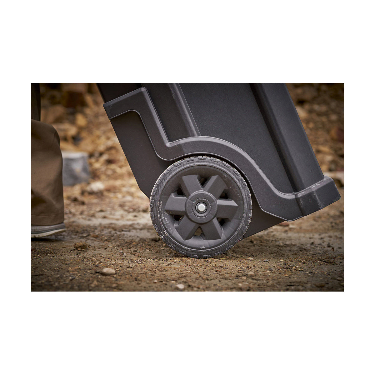 V10H06944534B60BACB8D969C0C520361DC4R4016635P10