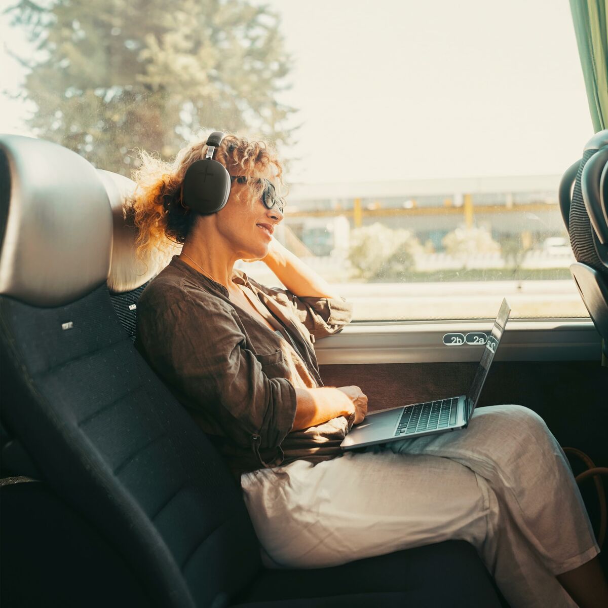 V5H89F2355A5116DEE68F71094E6F88CA15R6178581P9