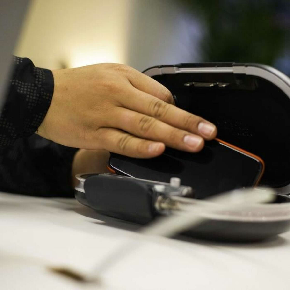 V6H5E1477A45E5C8E251D543AADC63B4091R6717414P5