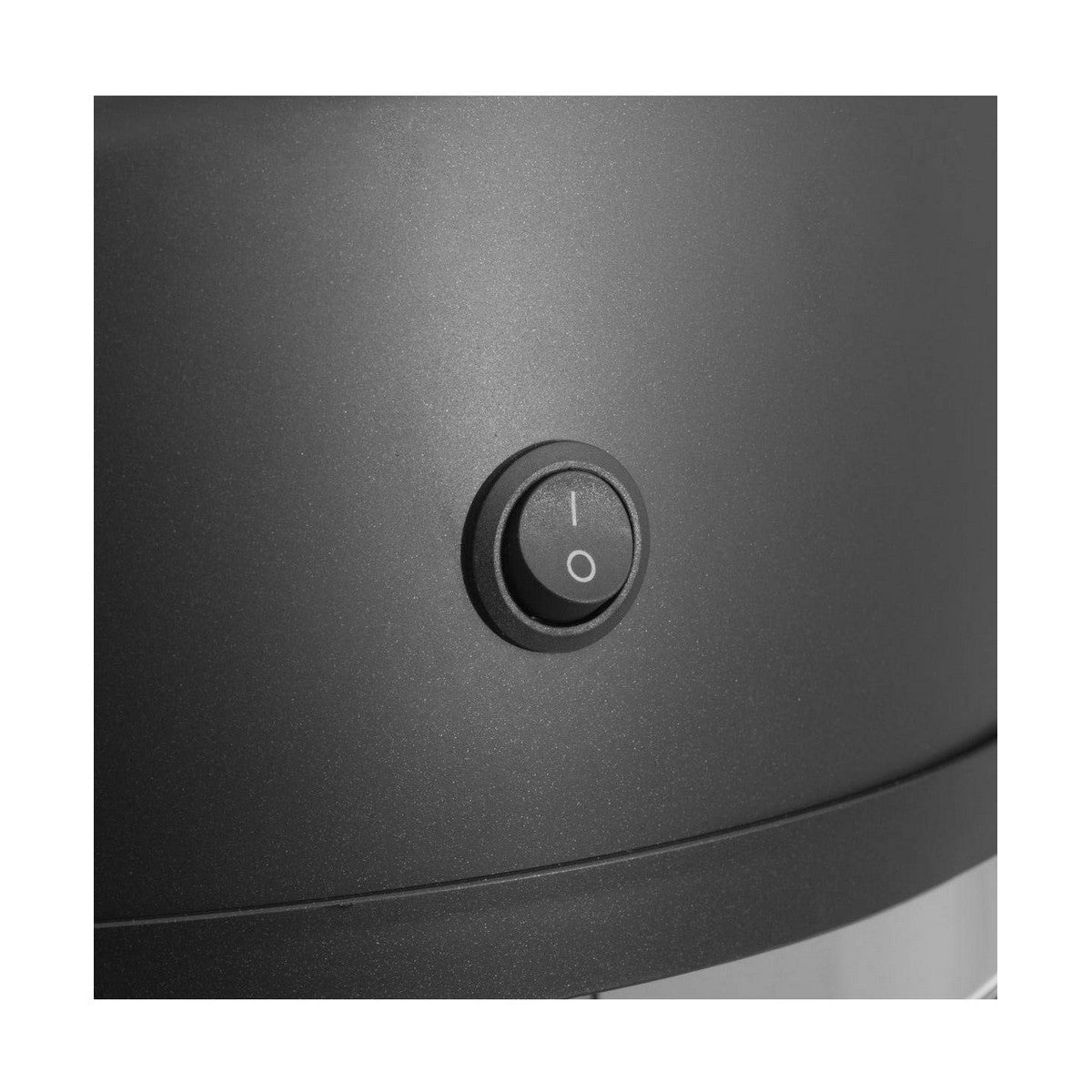 V9HBC3203BF83030EA2105D1CA38D0145DAR3364346P4