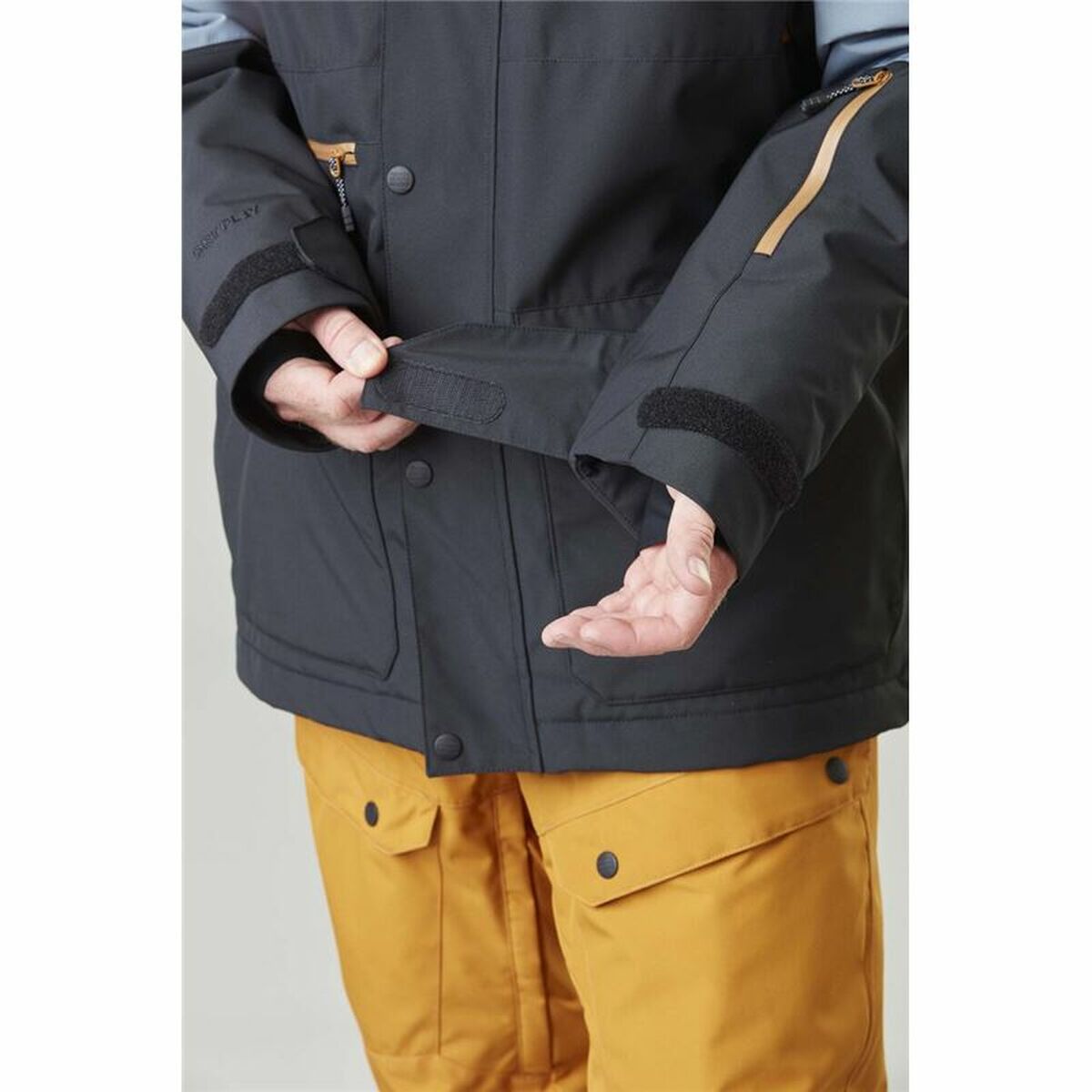 V9H68557EAB34B56F0B8CF793D977B236C8R5456023P6