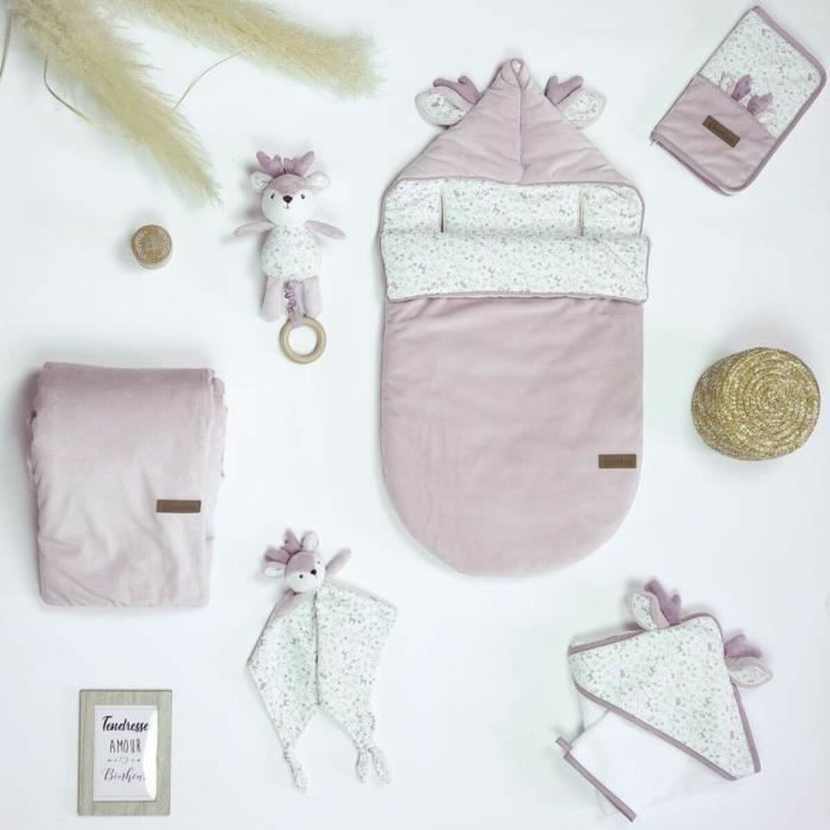 V4HCB28A3FB3381C9245A672545427264E2R5773261P2