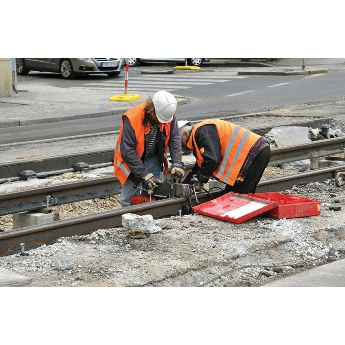 V5H29AA65AF1703DF726D0E2EC966CFCC0AR6621040P3