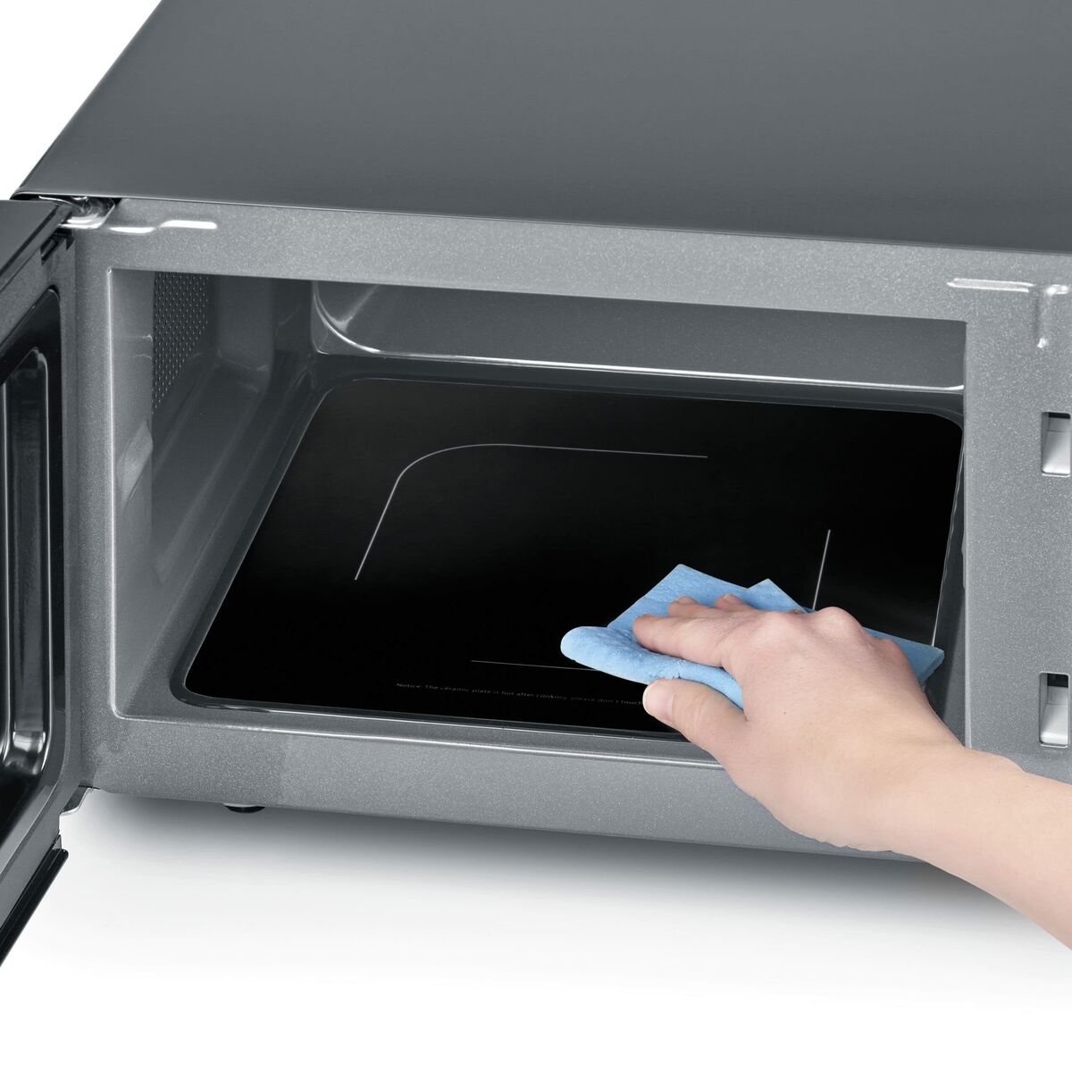 V3HE99BA489F0D55D72F1F6669EC23578DDR6892306P8