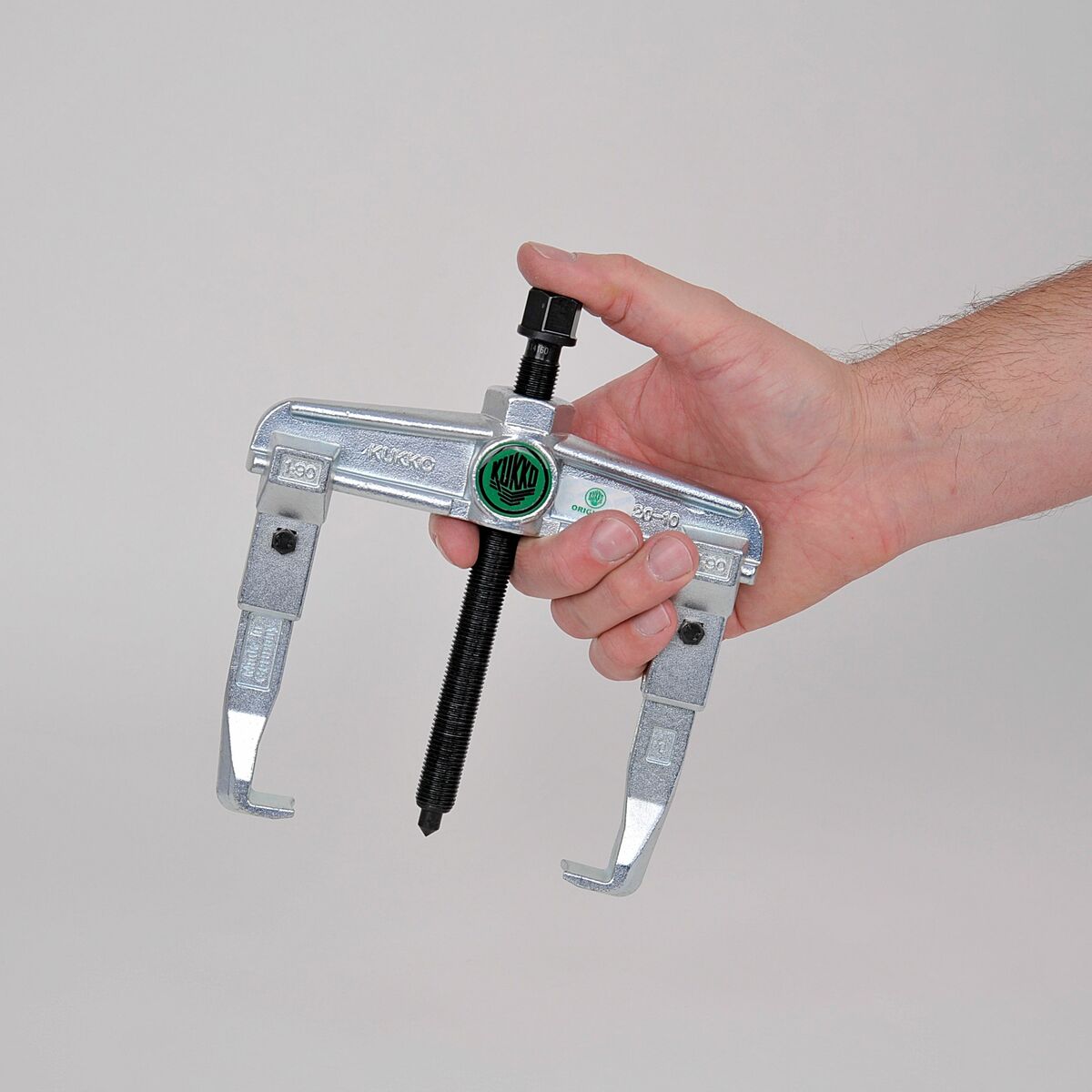 V4H0D1A508E11D504312F5DA5BE3D351C9CR7061324P5