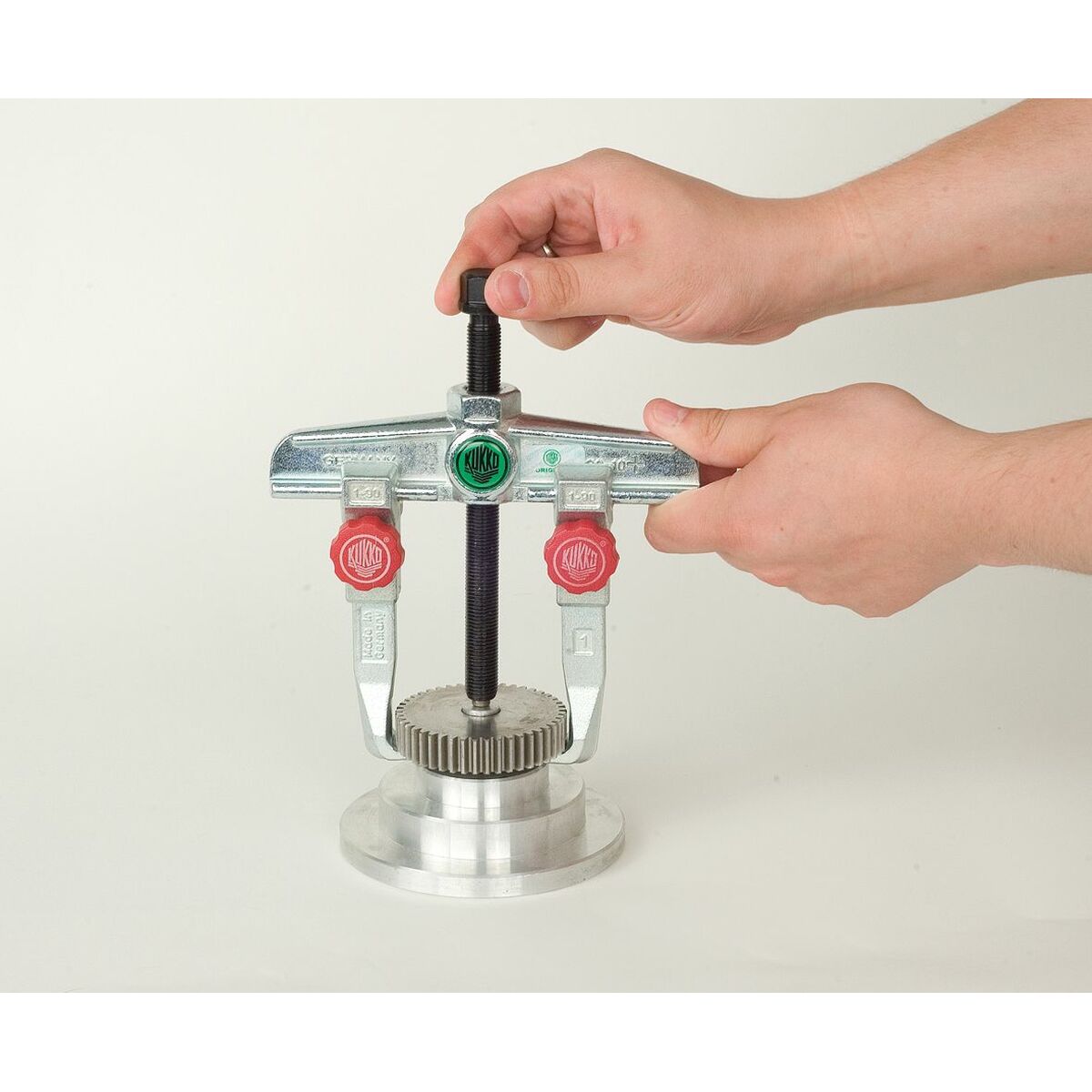 V4H3D916F52103425E9431FCCBD706586D2R7061646P6