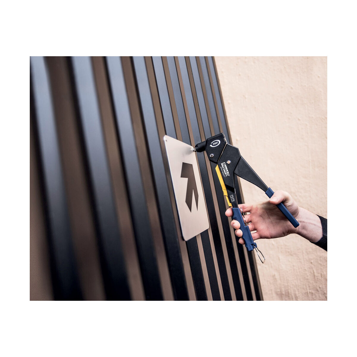 V9H442F57B62D4746A71D6924AA28E8C65FR3450064P6