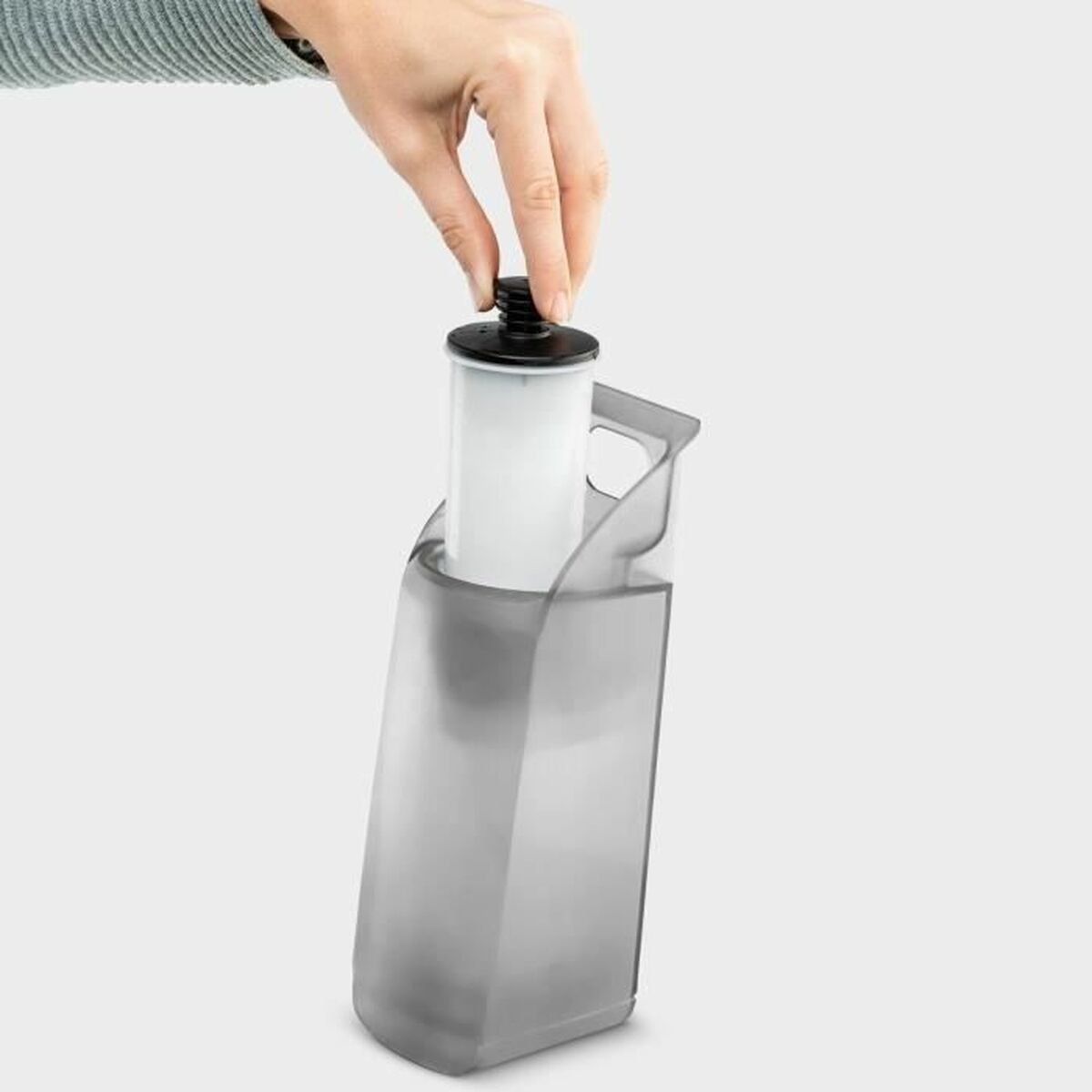 V6HB6FB5EF1C3F3E888AC066A2C44978E8CR3954092P3