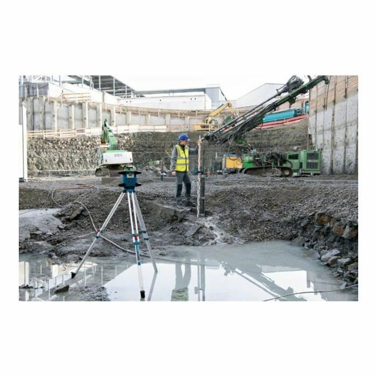 V4HA89F4E53D909C87EBD43F9552BF13824R7162720P4