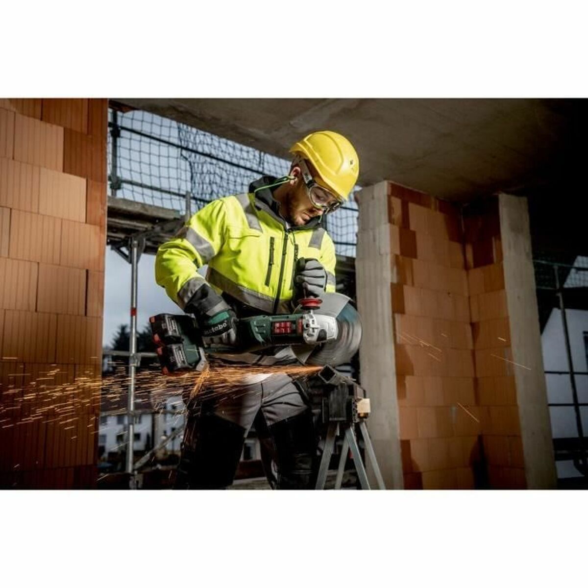 V6H771044127737632CD48D7C4EDF0667C0R4915283P2