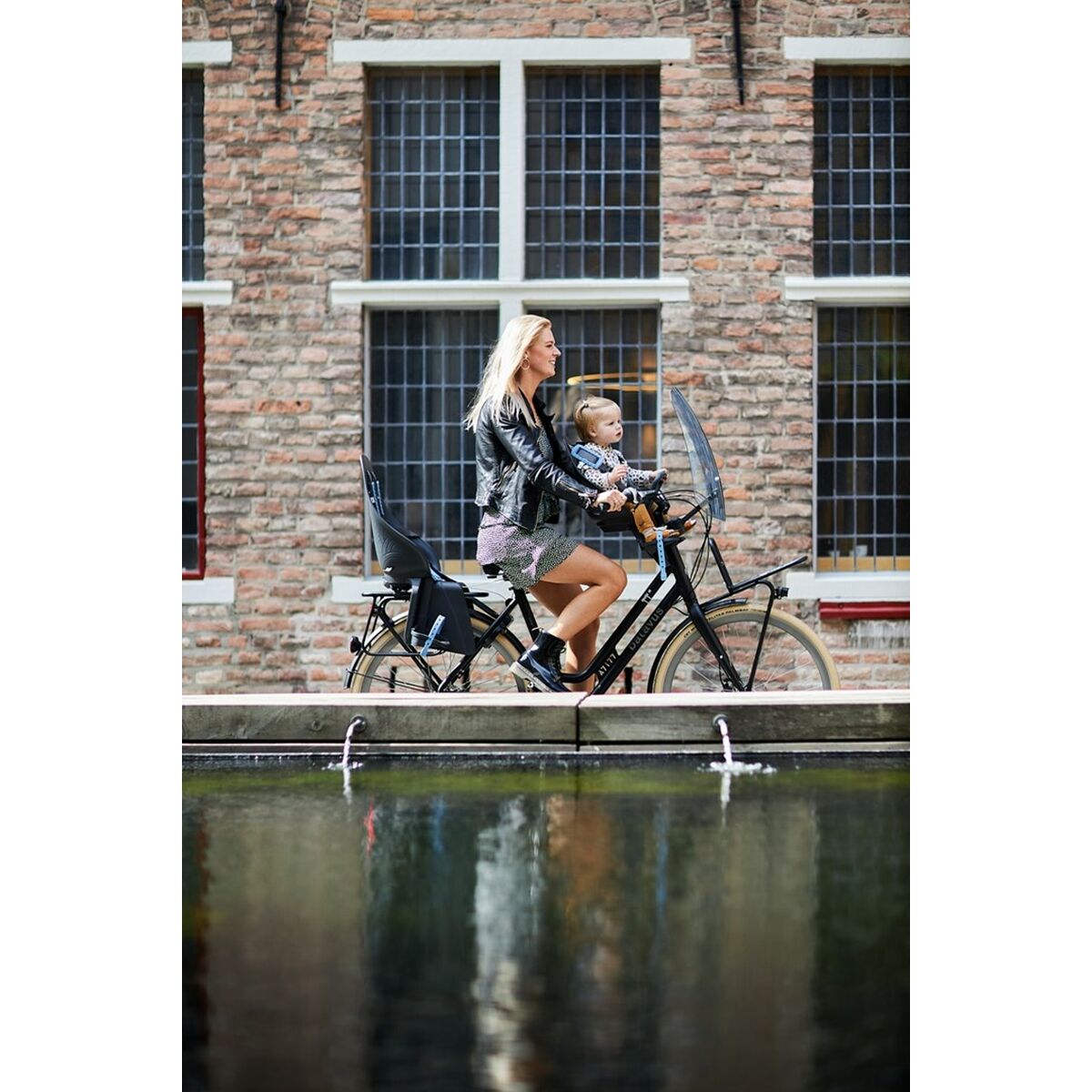 V4H78FBC3F35F91C49B2304F94B856D6EBFR5845918P2