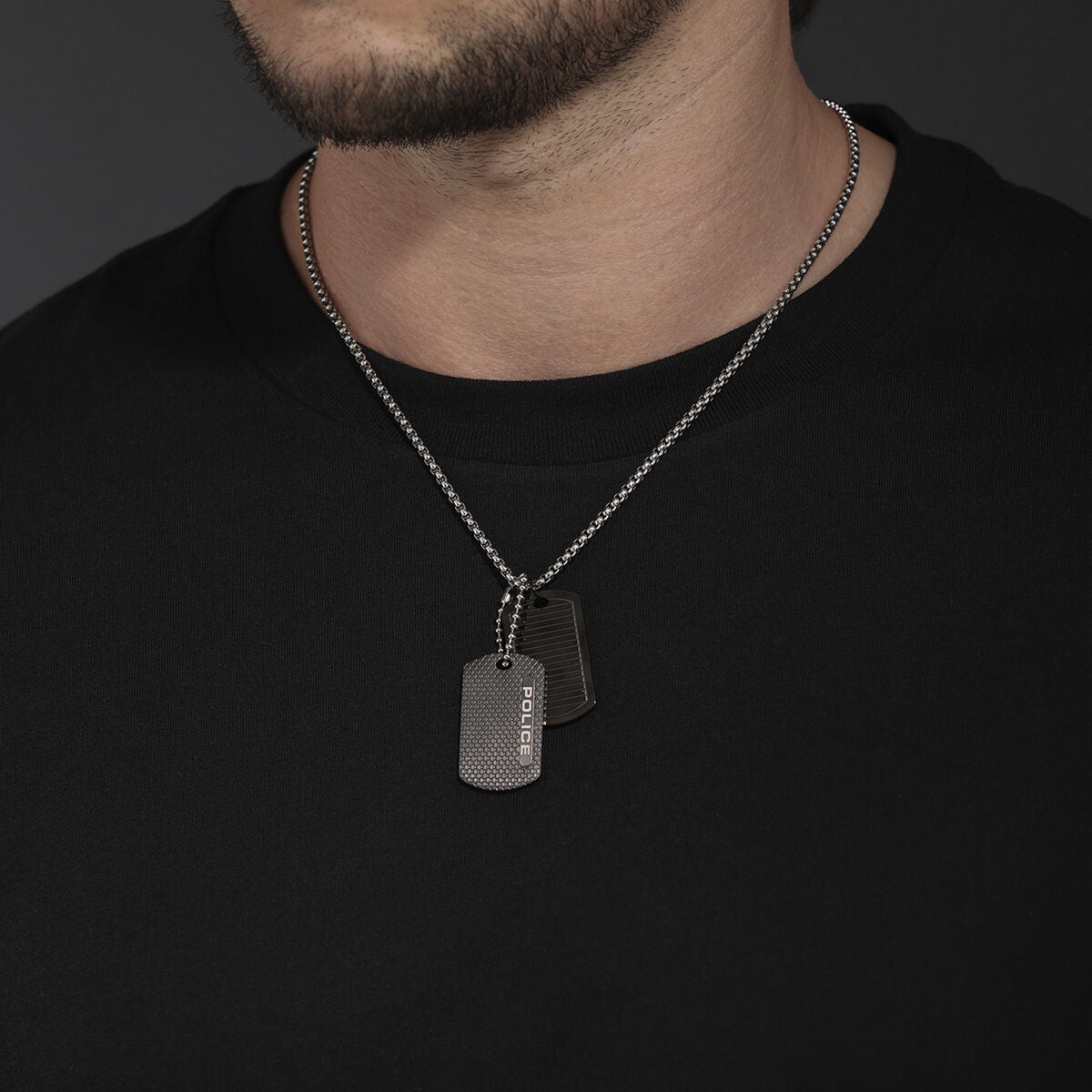 V4H1B486759C0D3A18D79A76CA875B53189R7037221P5