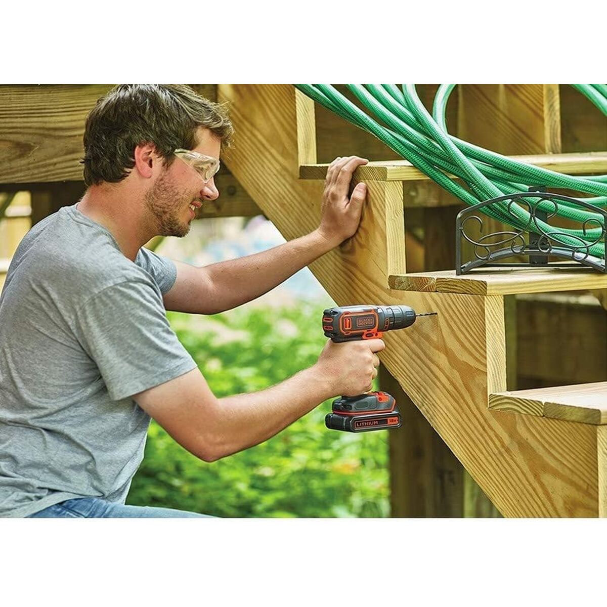 V12HBE260CFFA3FE81D387EC523CD25F4BECR7233510P7