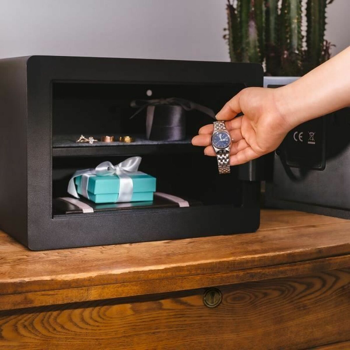 V8HDCE3C6BCF0418D59A66B2BB3A6156098R6673692P5