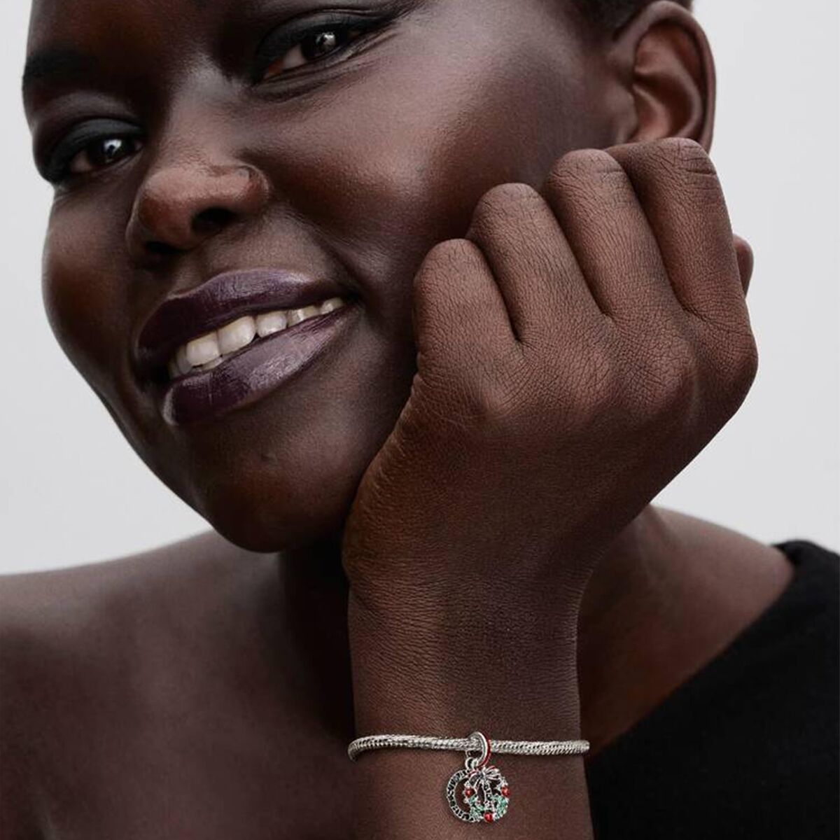 V2HFC828BDAD099D0D8B38C4469F689941ER7515020P5