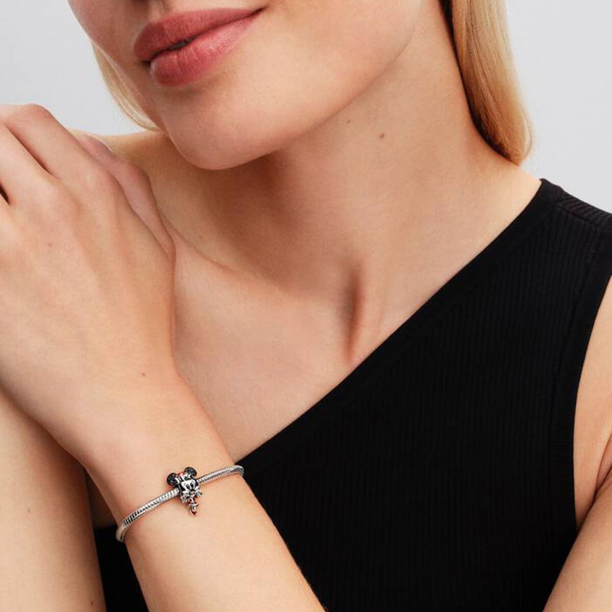 V4HE2DE83DB8C369EA9AB7423336D393F16R7515077P5