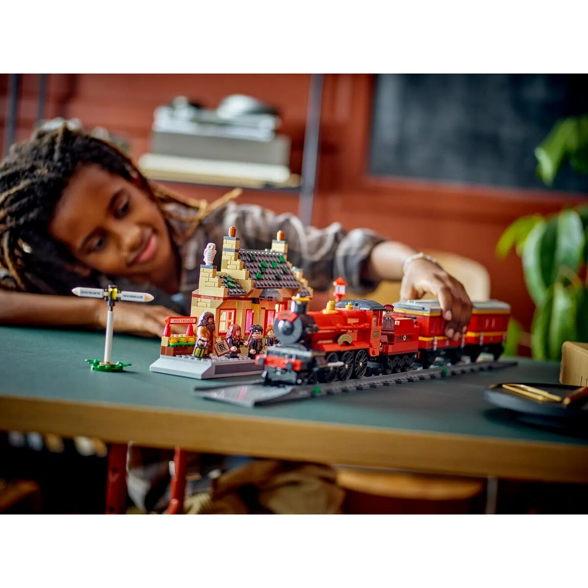 V5H8F59D13680CE9C17FE28B38B8EB9A76DR6469183P5