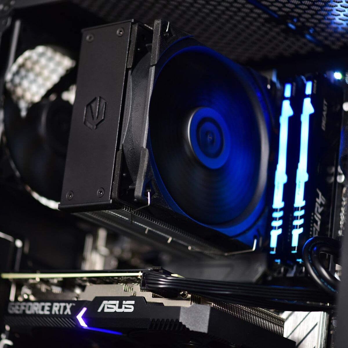 V5H81873E61B5DC9A84958AF37D2E02E671R4682044P8