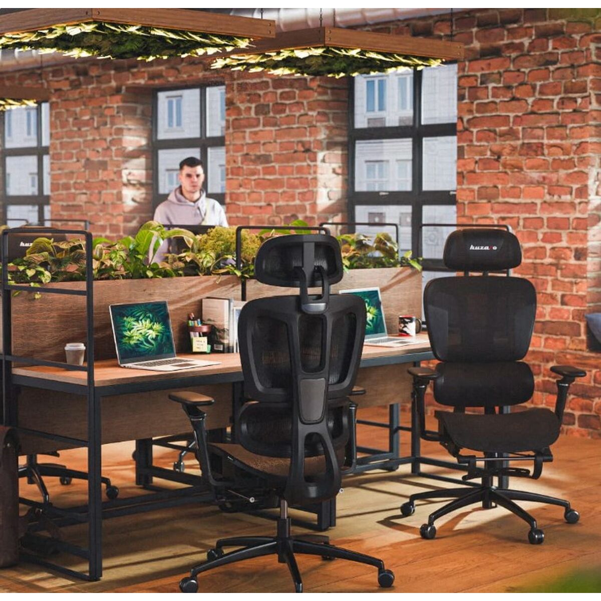 V4H7D9E04216C5D379B20637B47ADC5BA4BR5650683P10