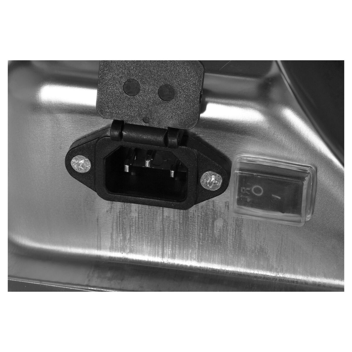 V4H4F82AE7E9A21C5145D181B576EF83AEDR6463245P7