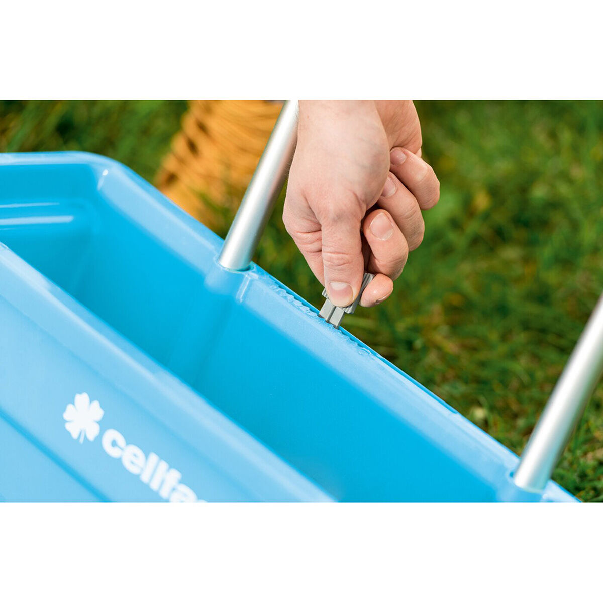 V5HF1C4CE8D701FA3ECEA14F3D7F16B98EAR5462572P7