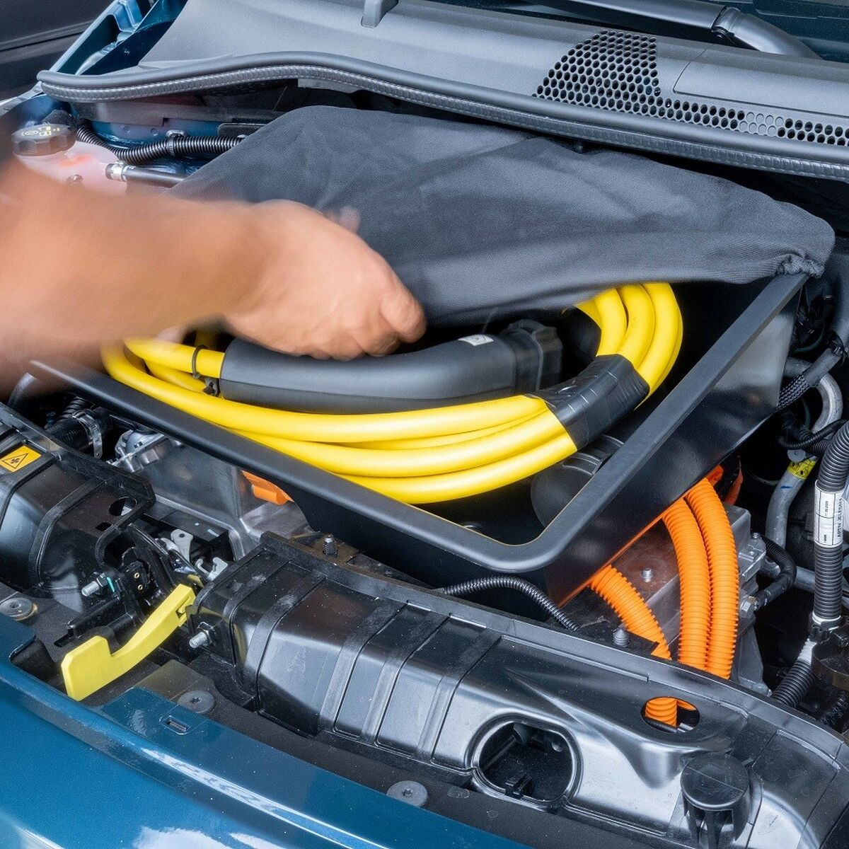 V5H3A7FAA350EF69A27852FB88F35BE633AR5403745P6