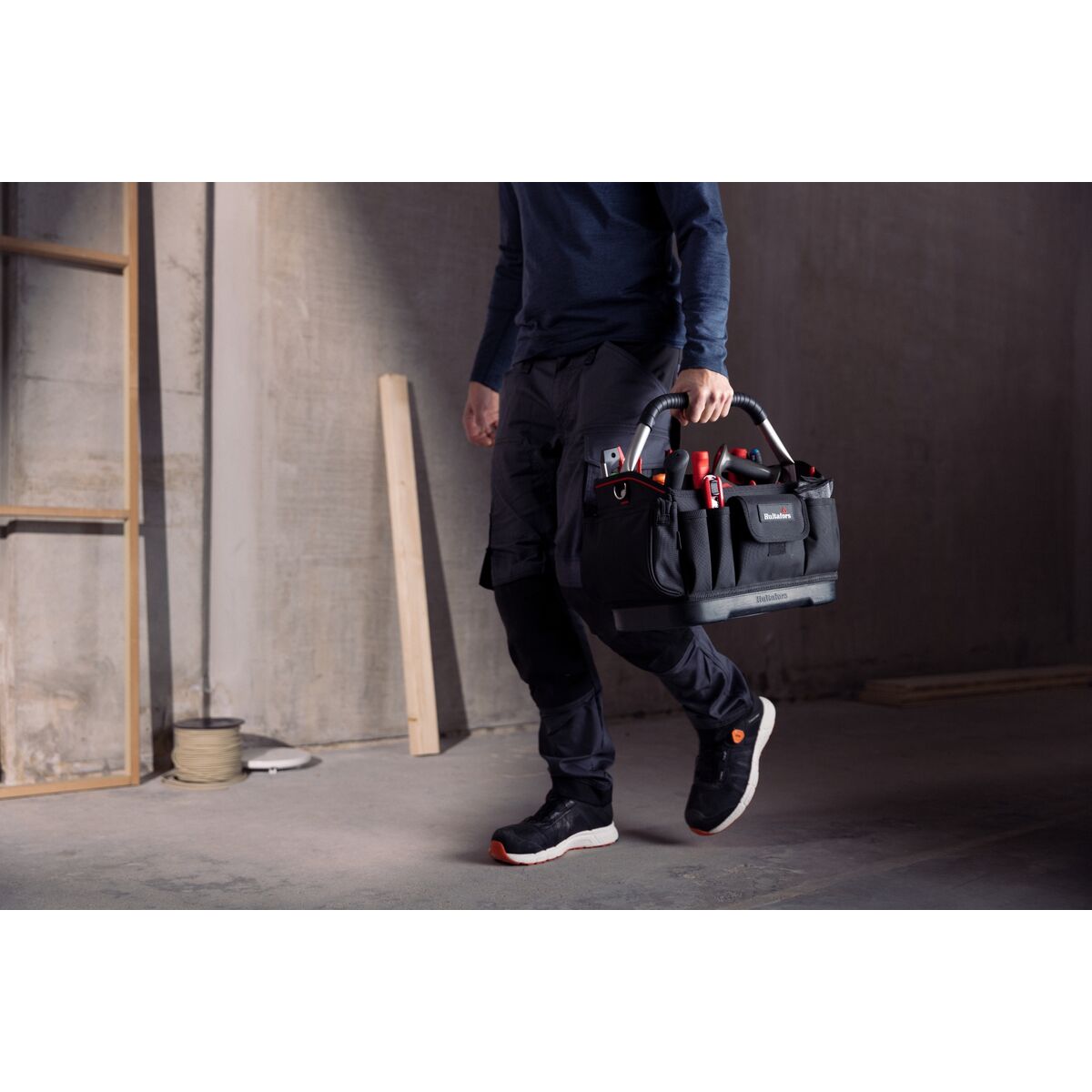 V4H12A476B3C03879F80048E22CD0D16D0FR7212255P9