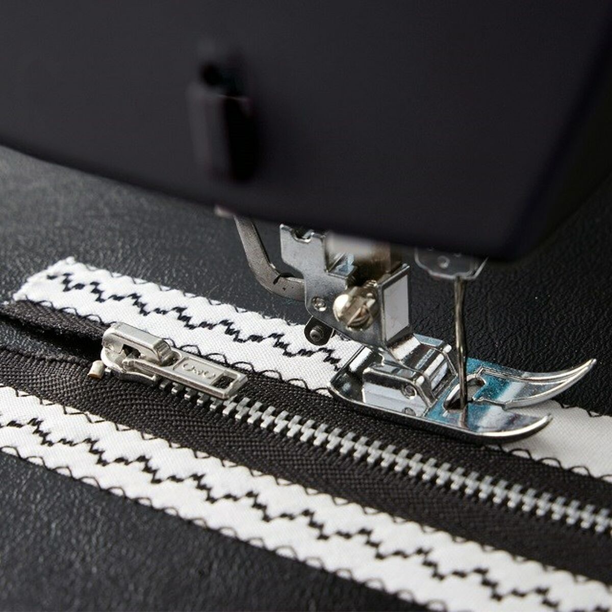 V7HC3265C6BC33A8547BC28210C08995D3BR6503646P7