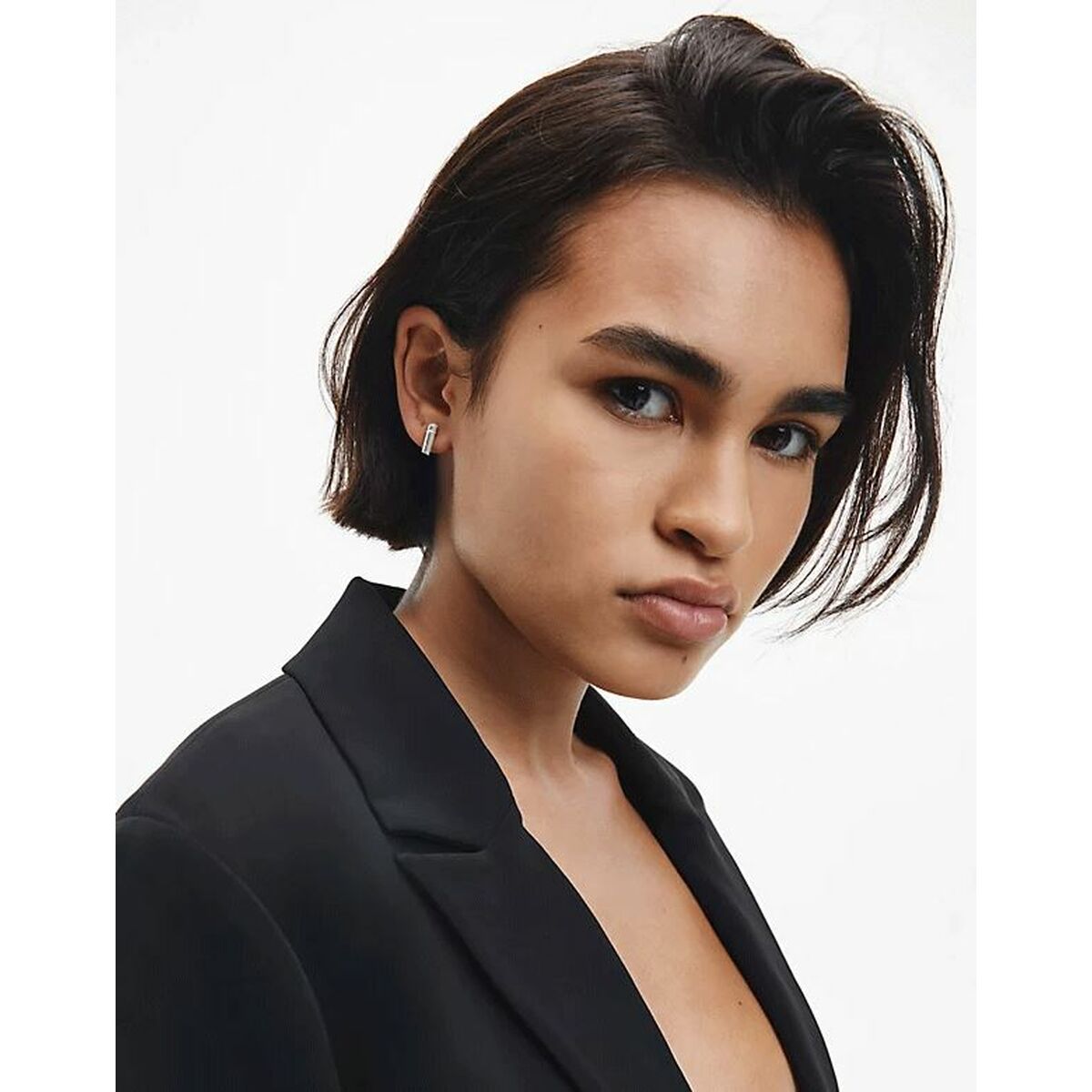 V7H9F0F7B59EA87BC2975C2980DD1D0D8ECR4206036P3