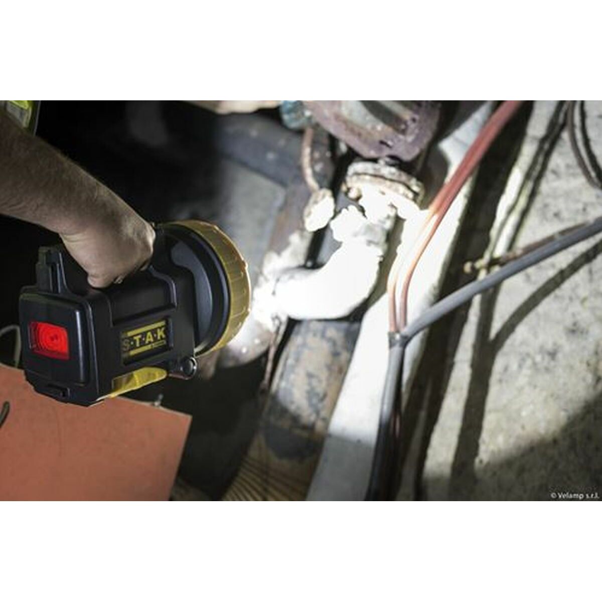 V4H35E4270ADC85029C67C2C4DA2BC4BE4CR7191528P7