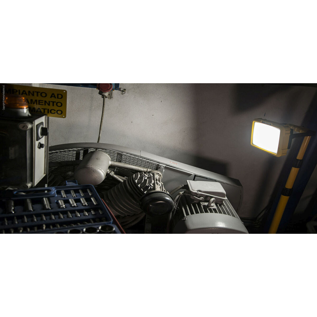 V3H9ACCC30867653F1C1314D4C43EB0E893R6619192P2