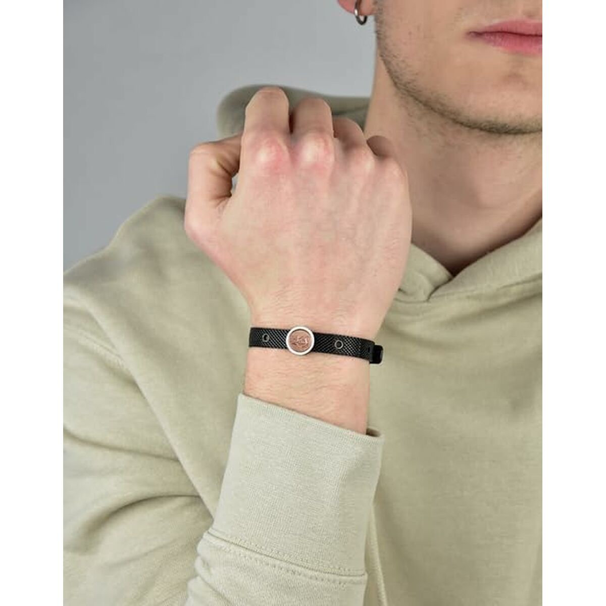 V7H5D5FB6F1BB58AB73E0604E82EFC390F0R3909863P6