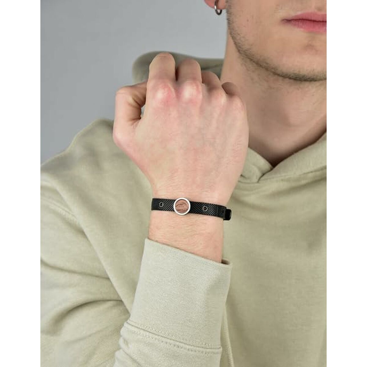 V7H415C68ED95ADC195CB63A69B15045A68R3910144P6