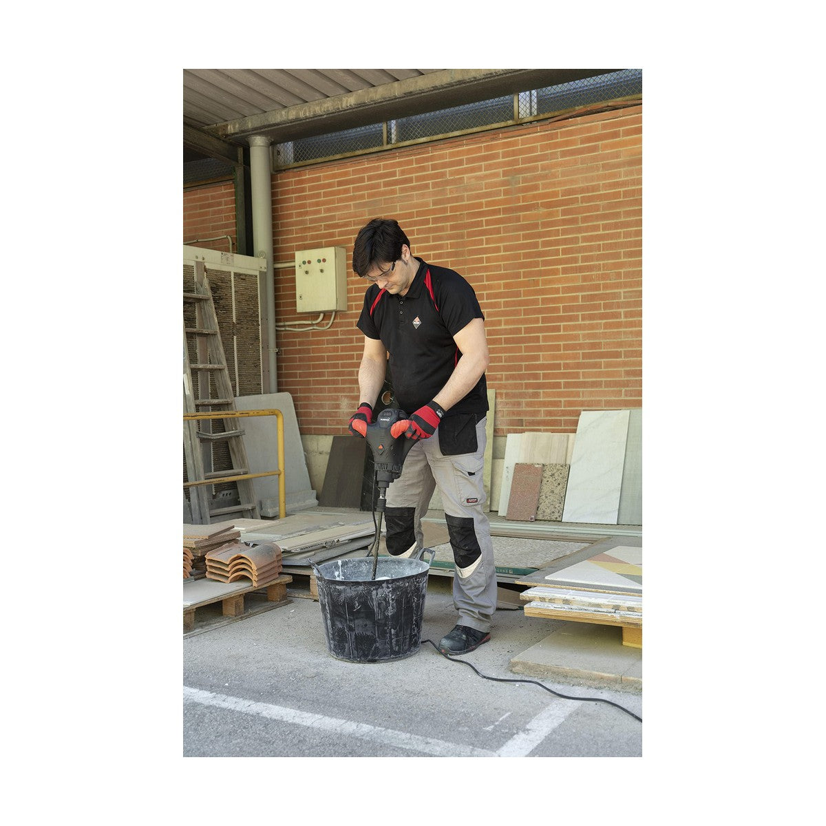 V9H2B5AA3AF1EE0090967B575BC93A788CBR5158356P5