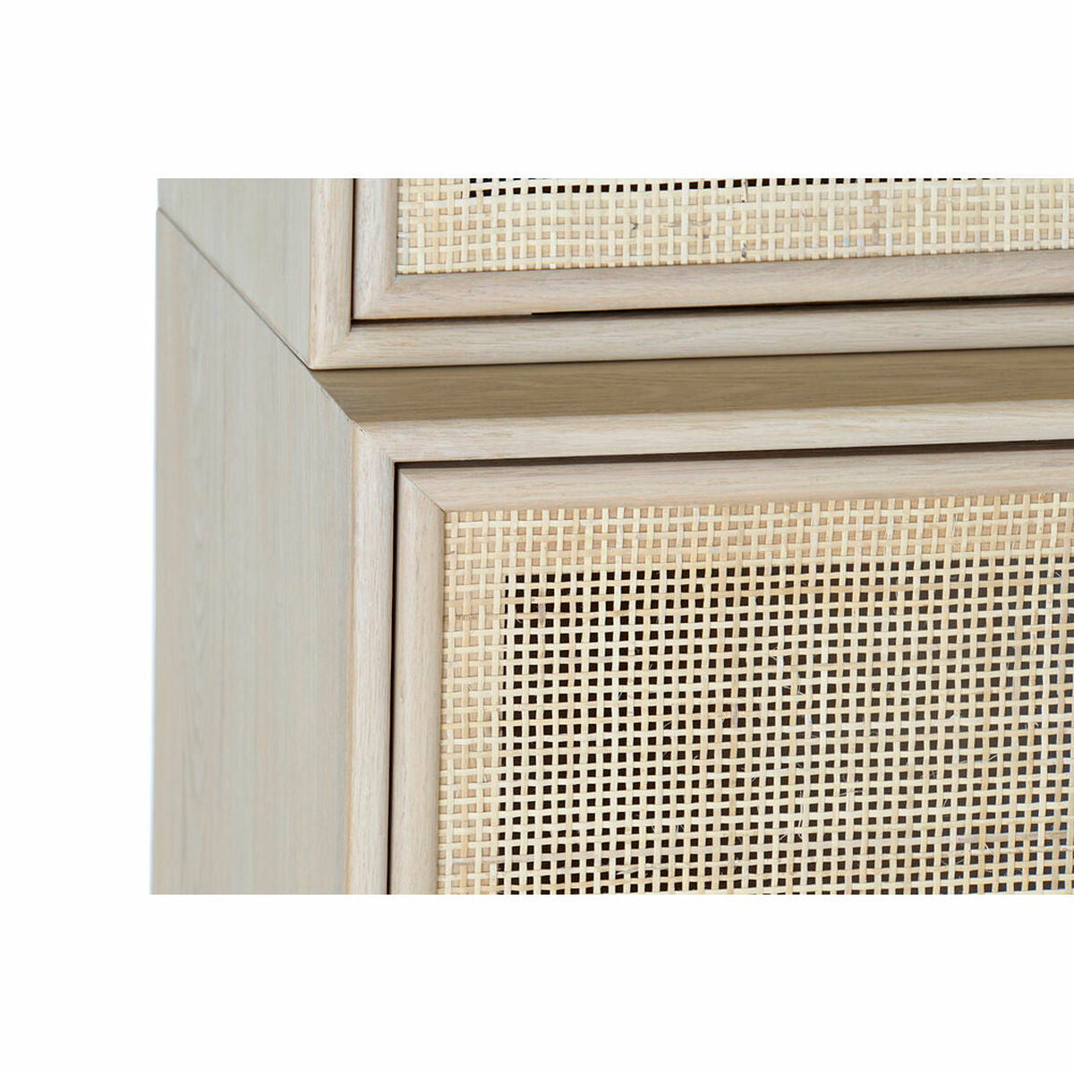 V9H9ACC8526D33B95B3588DDAC8869D78D9R4061673P4