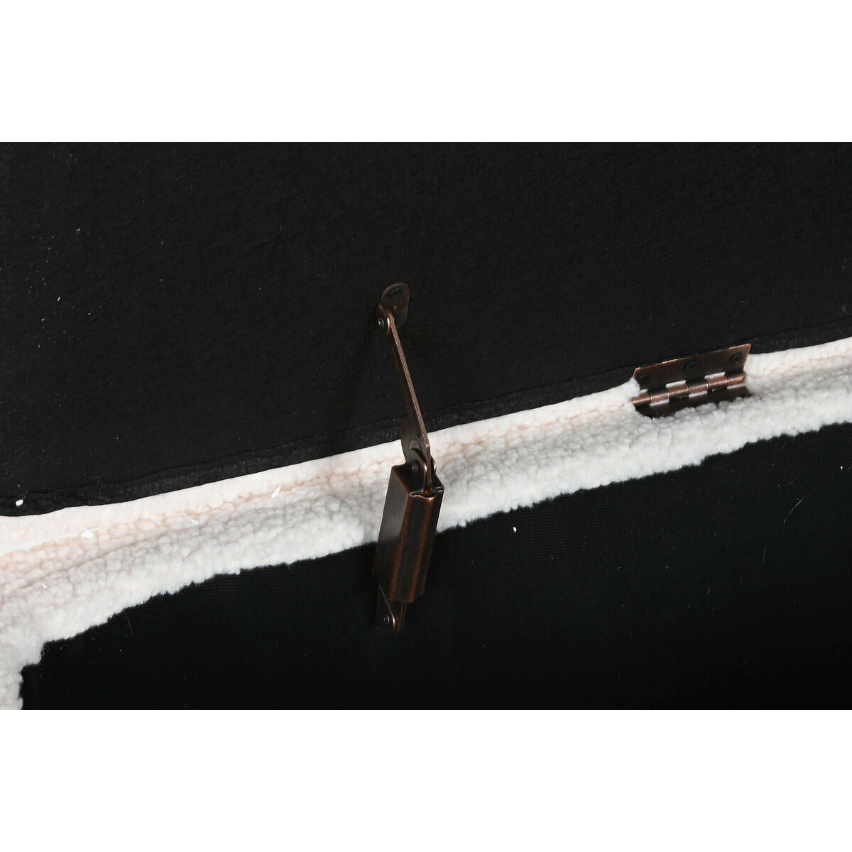 V4H0BCBF38987F141E77305093A28039EC6R5671392P5